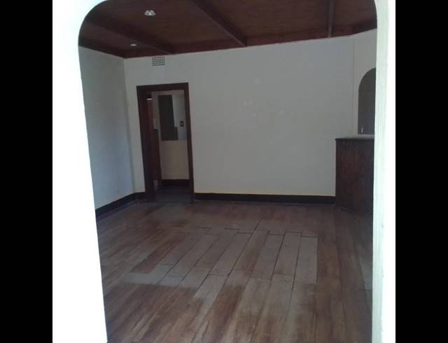 3 BEDROOM HOUSE FOR SALE IN SOUTH HILLS